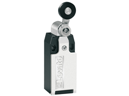 LOVATO K系列限位開關，金屬/塑料（尺寸符合 EN 50047） 滾輪式擺桿柱塞 