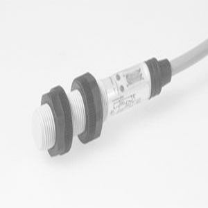 CARLO GAVAZZI 電容接近傳感器 M12 x 84.7 mm, 8 mm CARLO GAVAZZI 電容接近傳感器 M12 x 84.7 mm, 8 mm